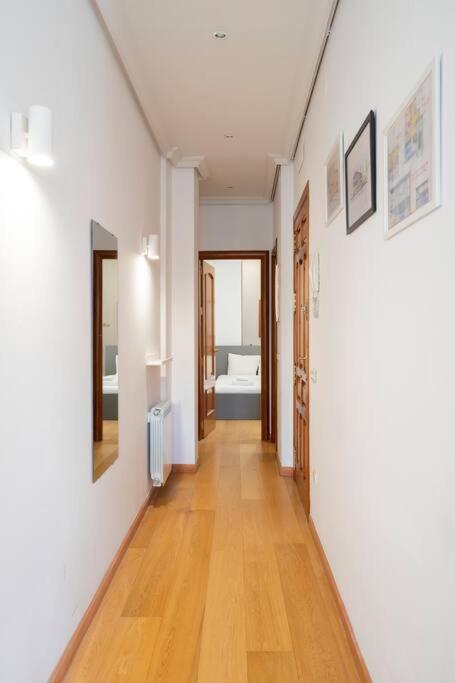 Apartamento Flat In Barrio De Las Letras / Cervantes20 Madrid Exterior foto