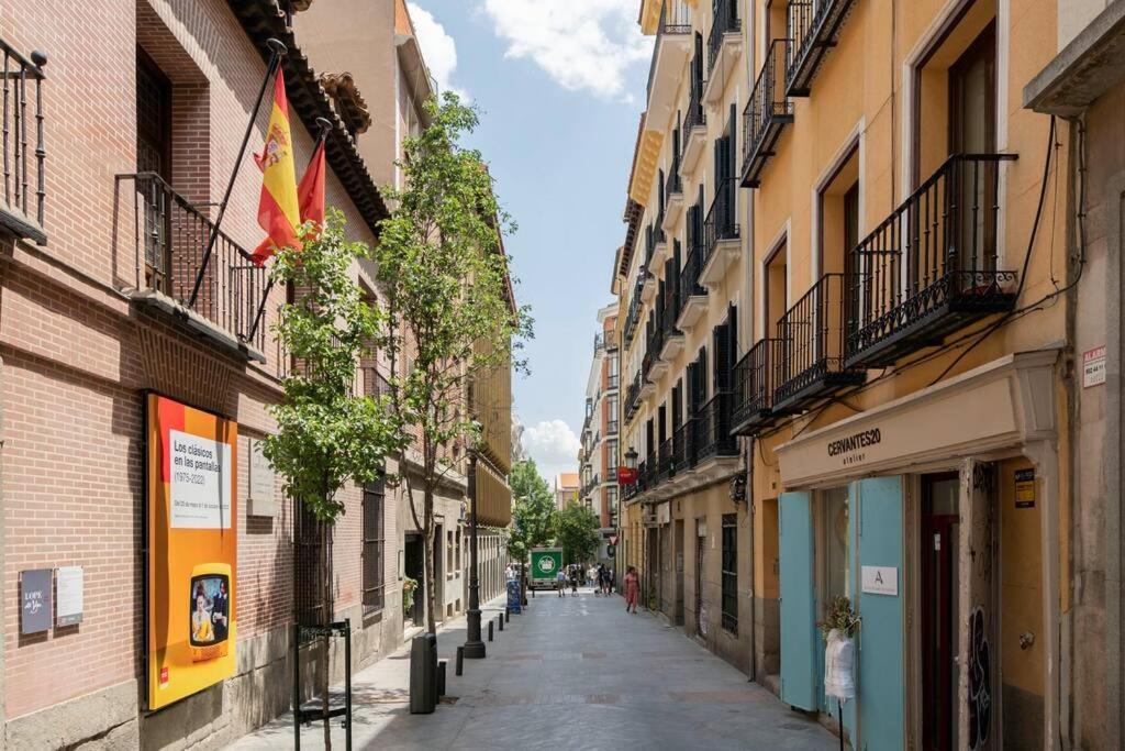 Apartamento Flat In Barrio De Las Letras / Cervantes20 Madrid Exterior foto